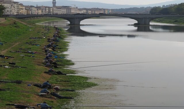 Vissers langs de Arno