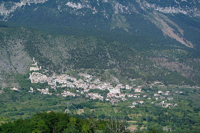 Roccacasale, Abruzzo